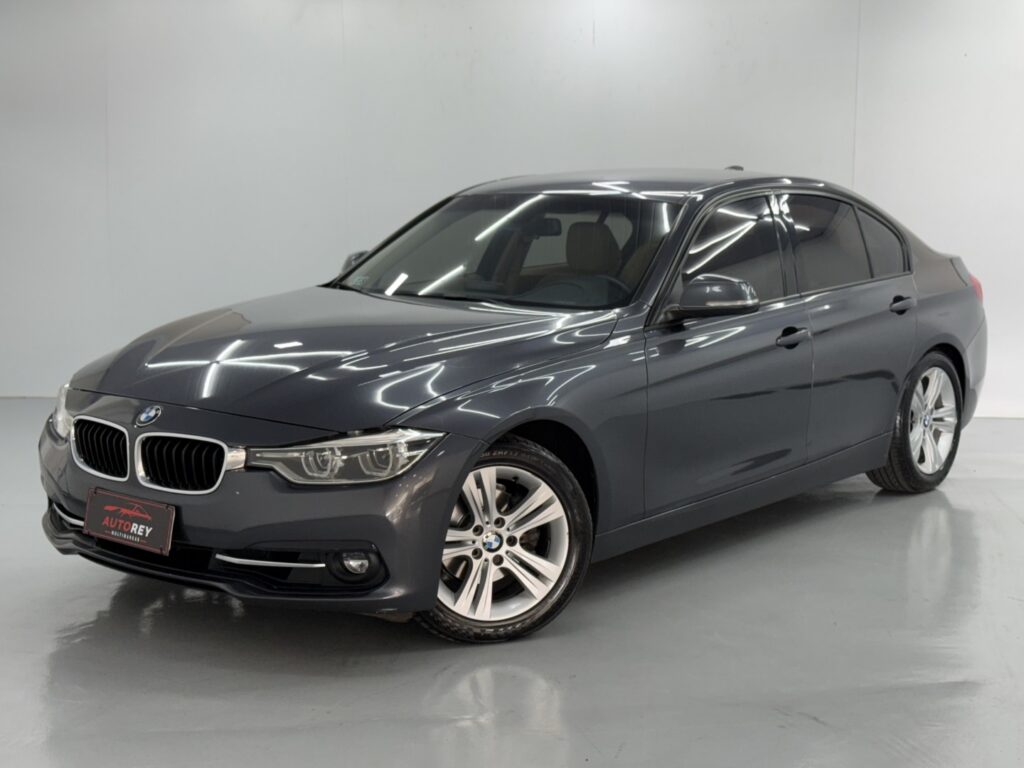 BMW 320I
