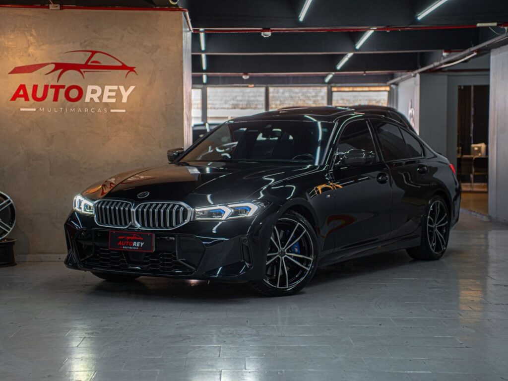 BMW 320I